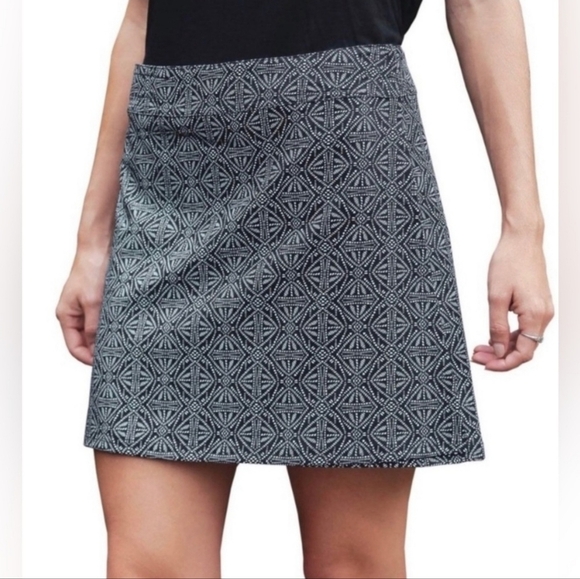 Ripskirt Hawaii New Lotta Leg Wrap Skirt Black Pearl Batik Length 1 Sz Small - Picture 3 of 12